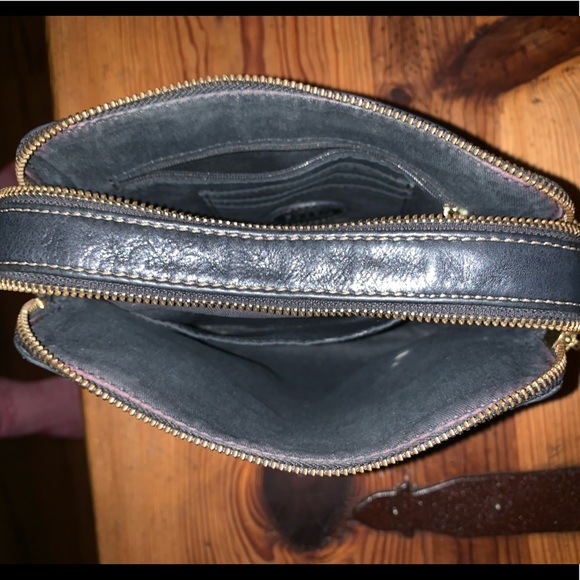 Fossil Purse - Picture 5 of 8